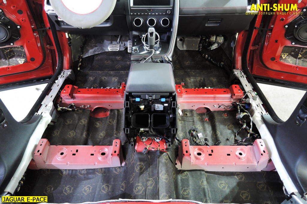 JaguarEPace_11.jpg